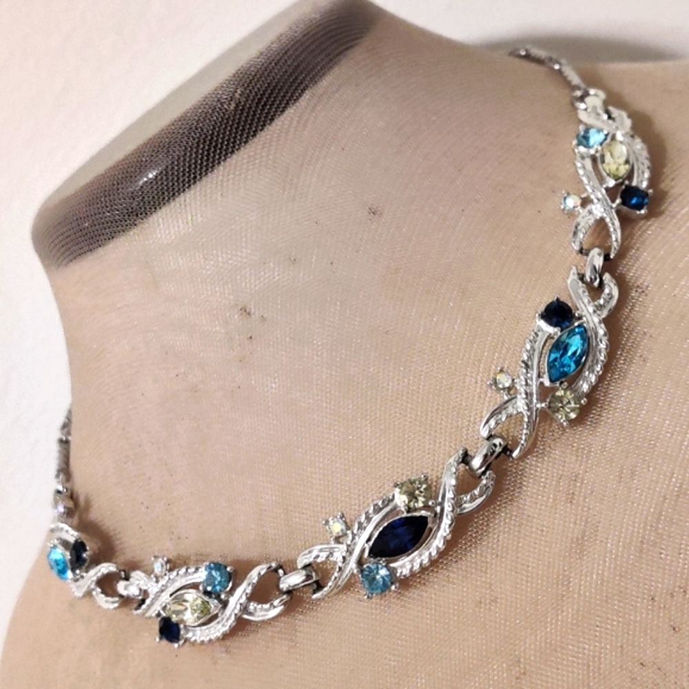 Vintage Coro Necklace w/Colorful Rhinestones Retro